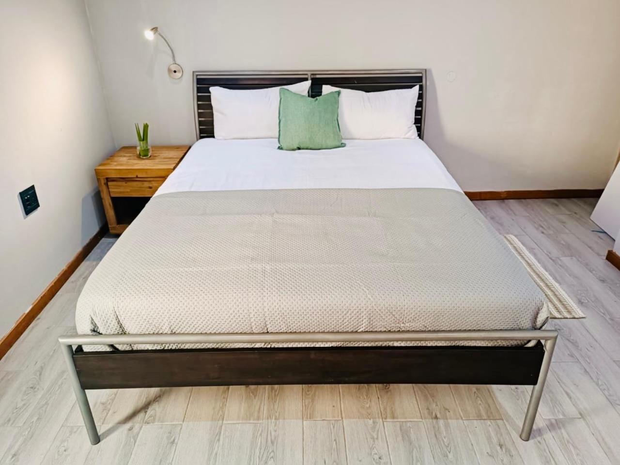 Hotel Northern Oasis Oshakati Esterno foto